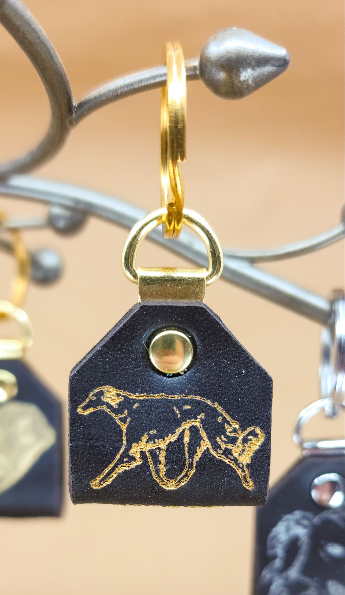 Black and Gold/Brass Gaiting Silken Windhound Keychain - Image 2