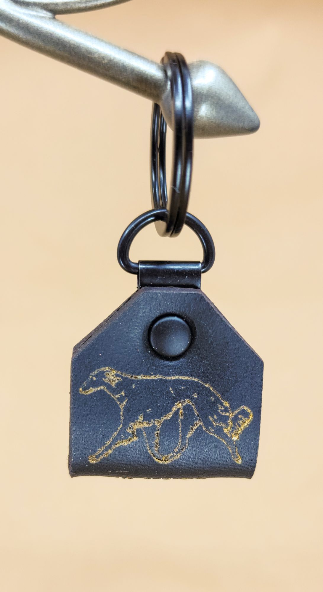 Black and Gold Gaiting Silken Windhound Keychain - Image 2